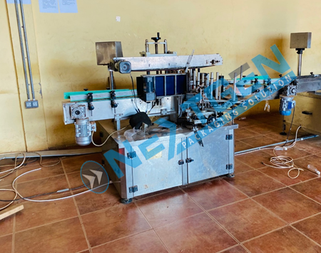 Round Bottle Sticker Labeling Machine